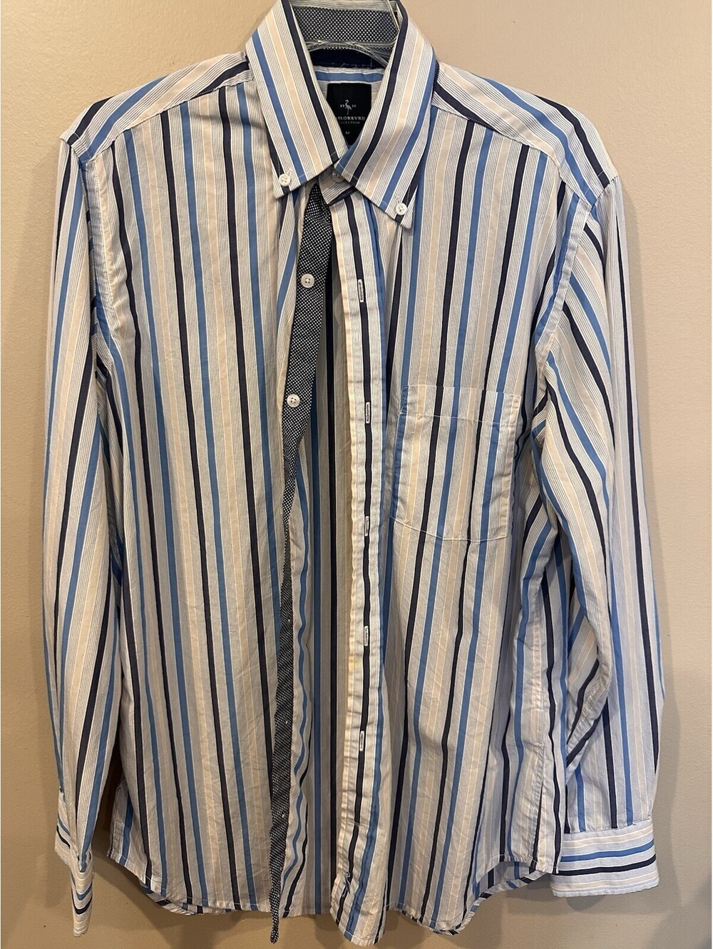 TailorByrd navy blue striped button down collar size M flip cuff shirt
